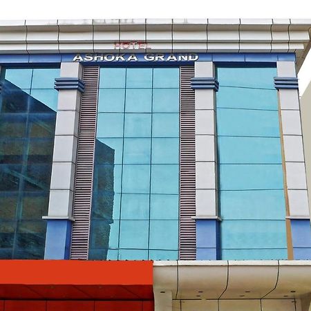 Hotel Itsy By Treebo - Ashoka Grand Varanasi Exterior foto