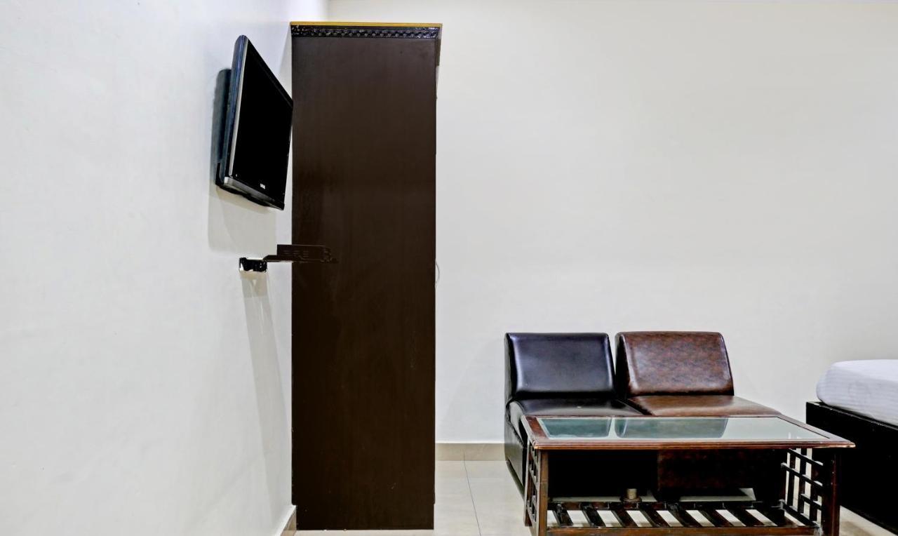 Hotel Itsy By Treebo - Ashoka Grand Varanasi Exterior foto