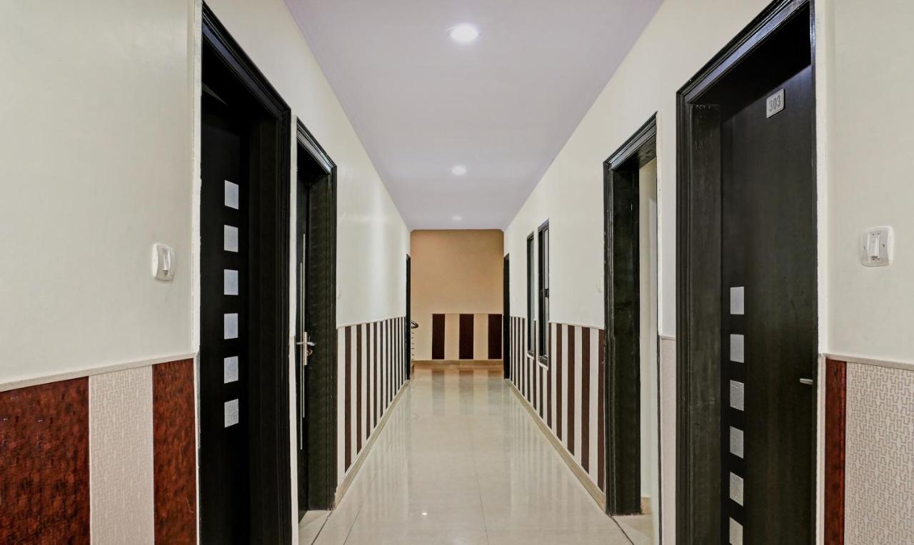 Hotel Itsy By Treebo - Ashoka Grand Varanasi Exterior foto