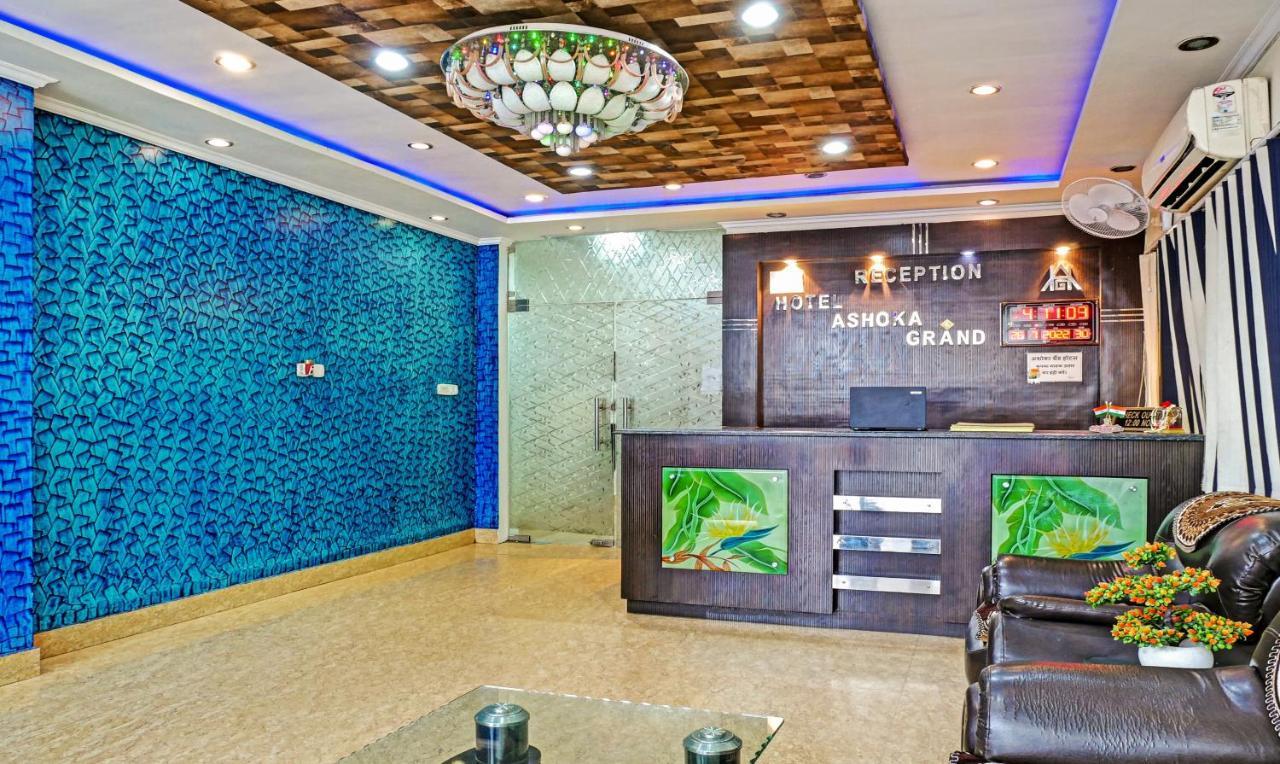 Hotel Itsy By Treebo - Ashoka Grand Varanasi Exterior foto
